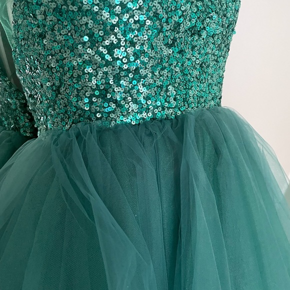 Sherri Hill Short High Neck Party Dress Emerald green - Picture 7 of 12